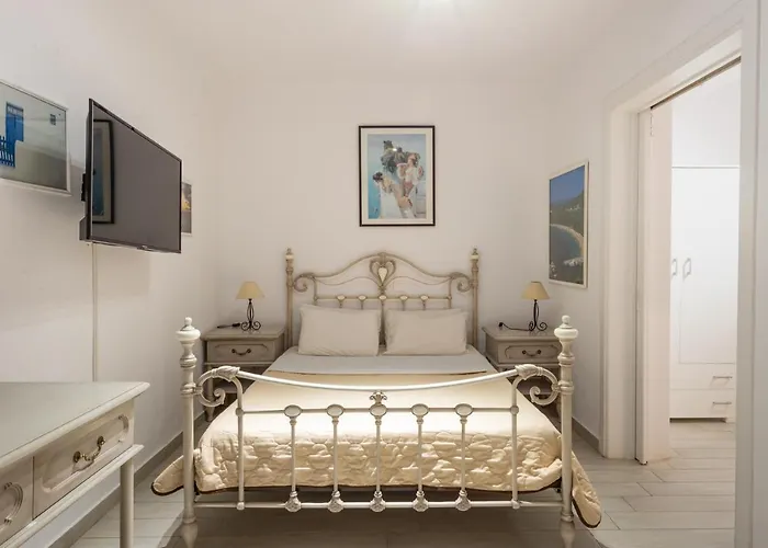 Maroulinas View Aparthotel